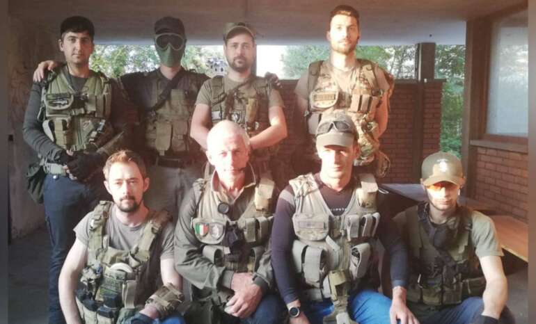 Squadra prima della partenza del torneo degli Arditi Marmittoni