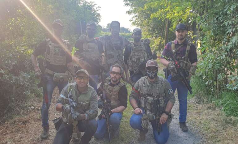 Squadra alla partenza del torneo