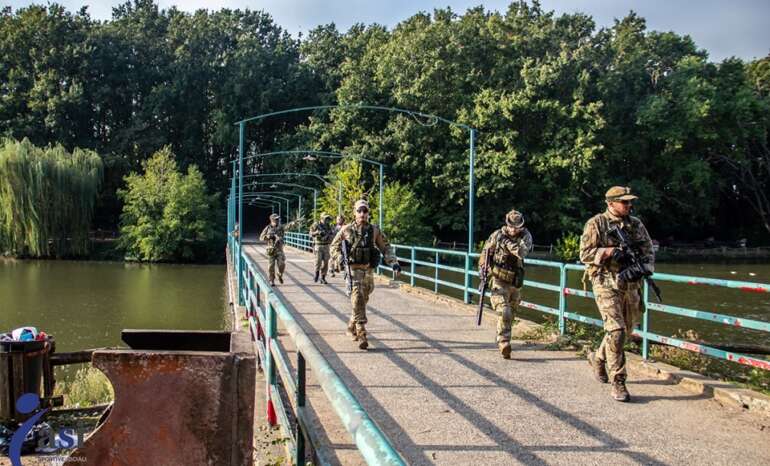 Ingresso squadra all'obj1