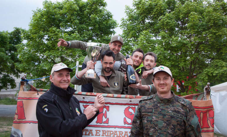 Premiazione finale torneo Operazione TABULA RASA con trofeo 1° classificati