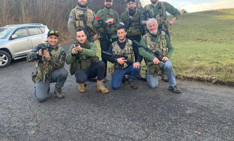 Pattuglia prima della partenza sull'obj2